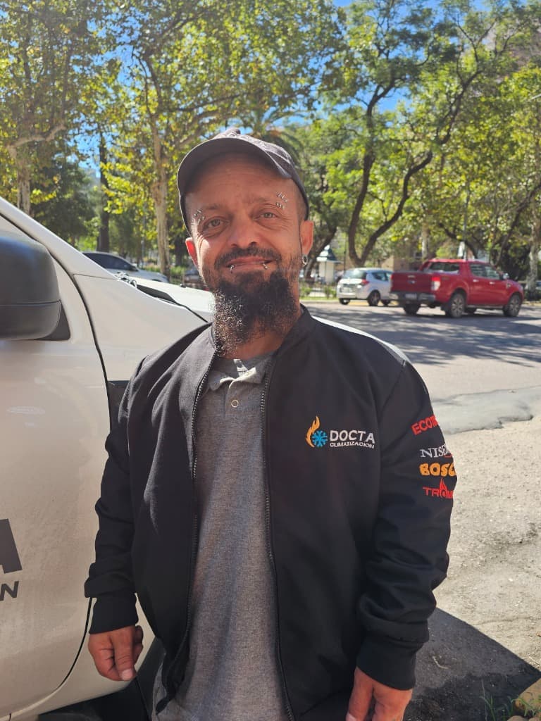Lucas (Viruta) – Técnico en Docta