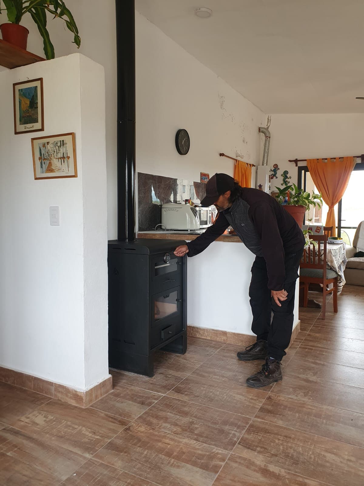 Instalación estufahorno – Trabajo de climatización en Balcón de Paravachasca, Anisacate, Córdoba por Docta Climatización