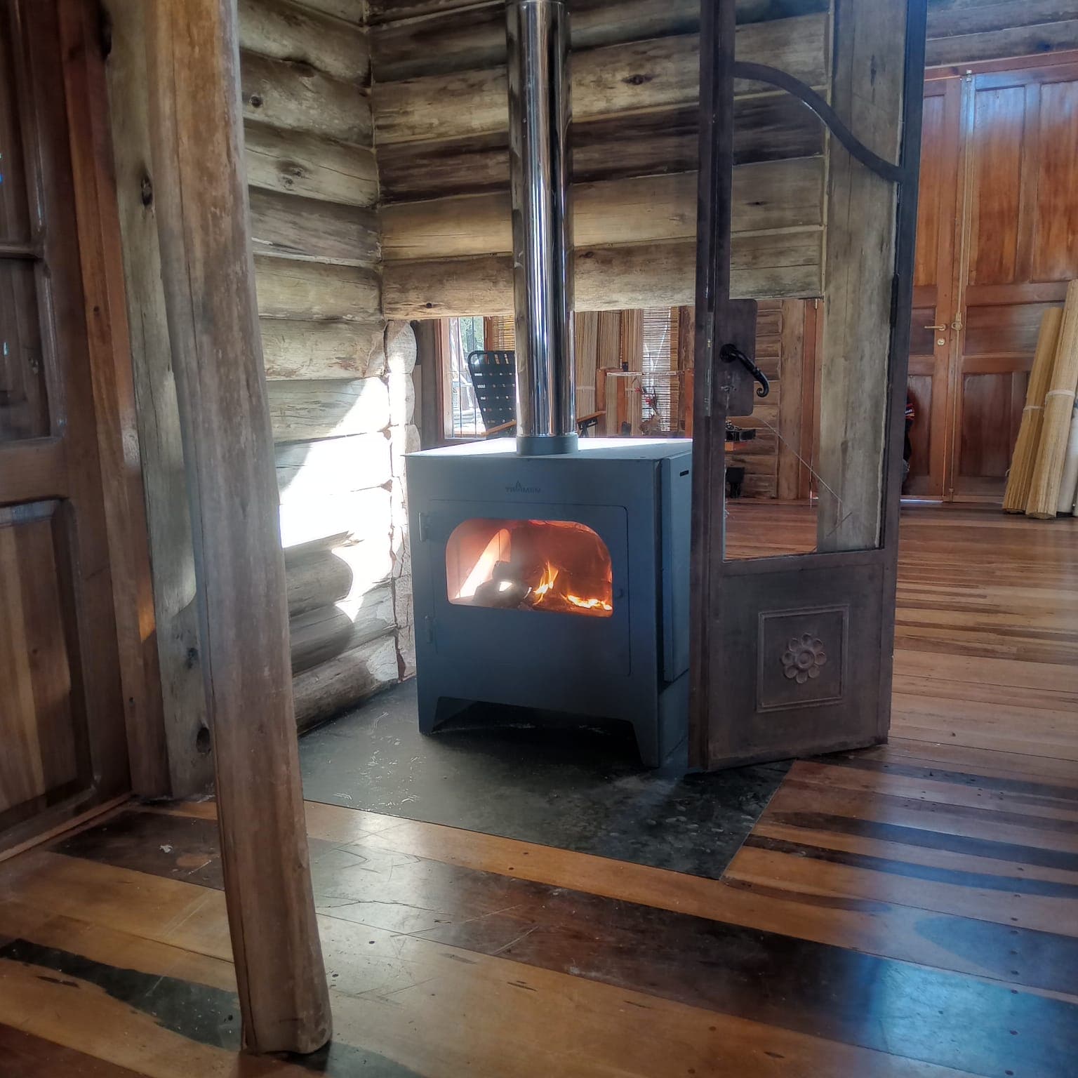 Tromen doble puerta – Trabajo de climatización en Casa Grande por Docta Climatización